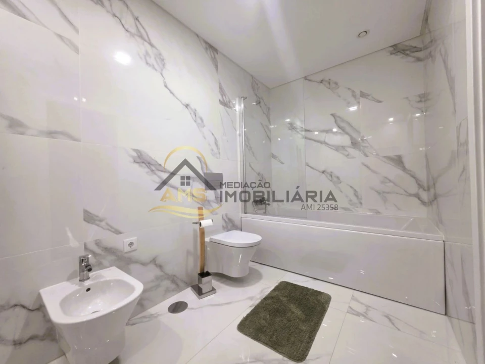 Apartamento T3 para Venda em Sebal e Belide Foto 37