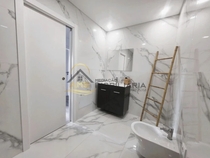 Apartamento T3 para Venda em Sebal e Belide Foto 16