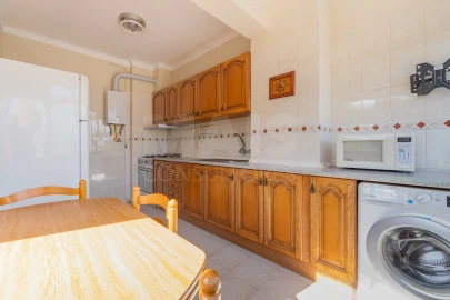 Apartamento T2 para Venda em Alhandra, São João dos Montes e Calhandriz