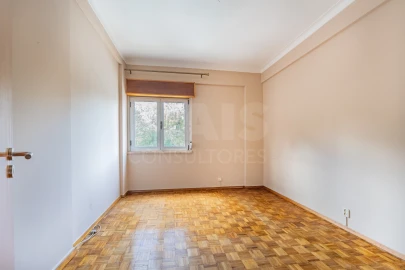 Apartamento T2 para Venda em Alhandra, São João dos Montes e Calhandriz