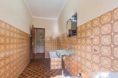 Apartamento T2 para Venda em Alhandra, São João dos Montes e Calhandriz