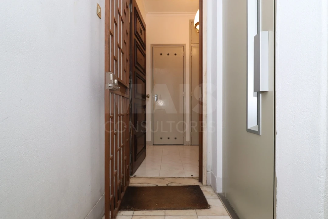 Apartamento T2 para Venda em Lumiar Foto 2