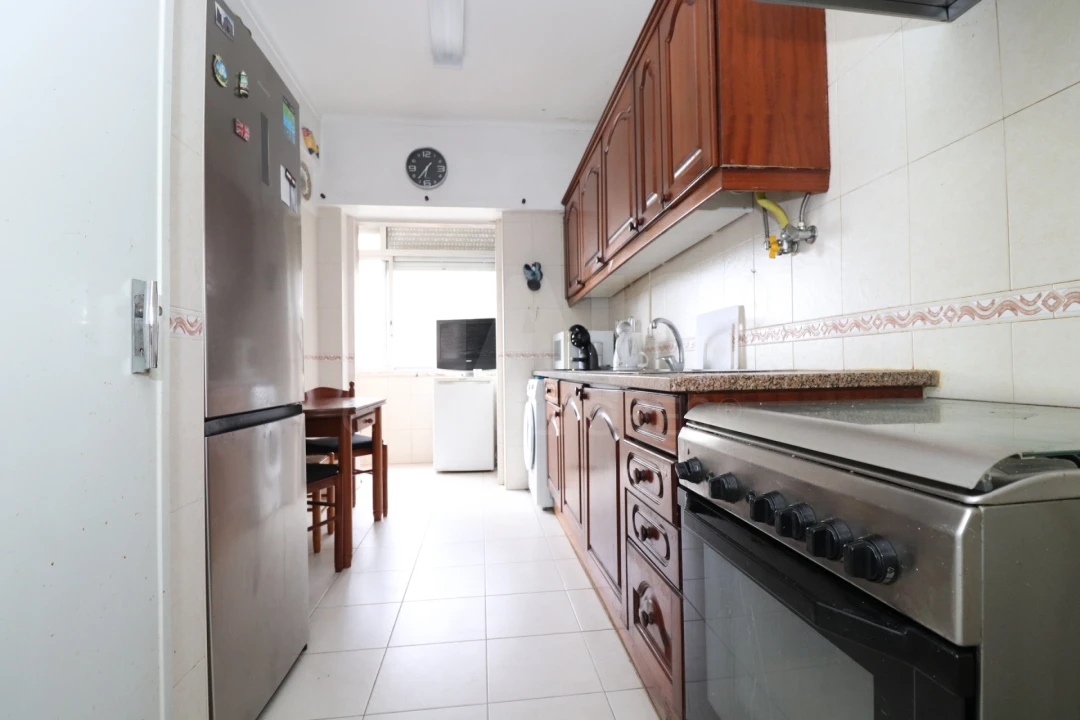Apartamento T2 para Venda em Lumiar Foto 4