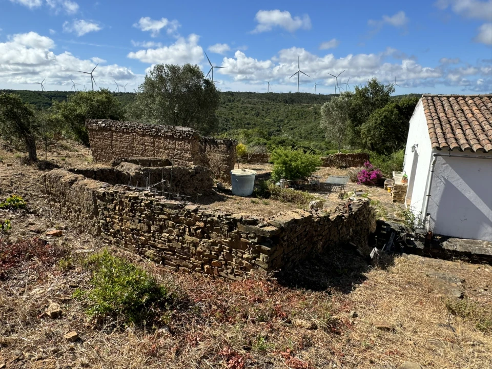 Moradia T2 para Venda em Bensafrim e Barão de São João Foto 11