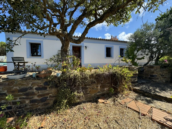 Moradia T2 para Venda em Bensafrim e Barão de São João Foto 5