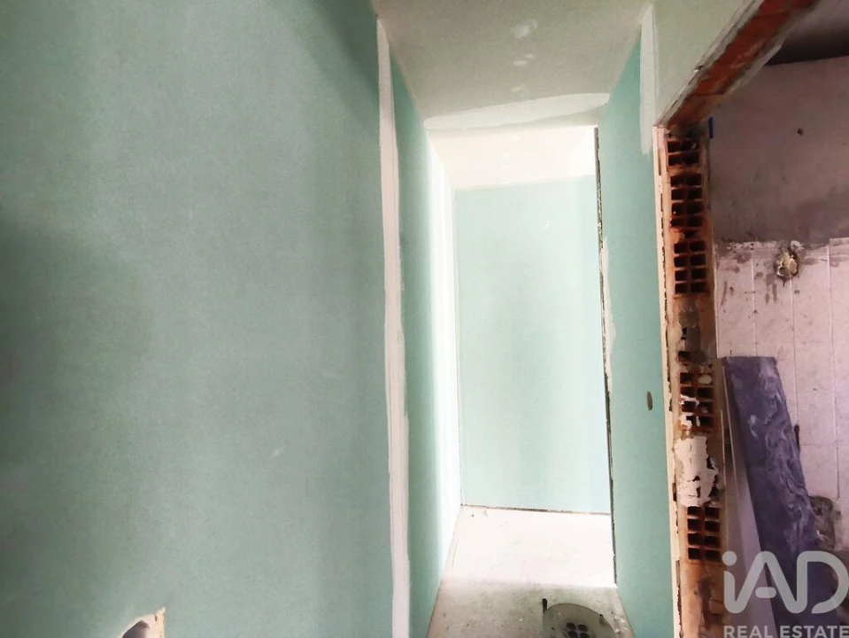 Moradia T2 para Venda em Lavos Foto 13