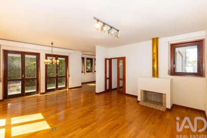 Moradia T6 para Arrendamento em Matosinhos e Leça da Palmeira