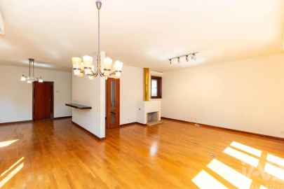 Moradia T6 para Arrendamento em Matosinhos e Leça da Palmeira