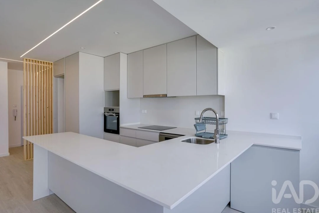 Apartamento T3 para Venda em Olivais Foto 3