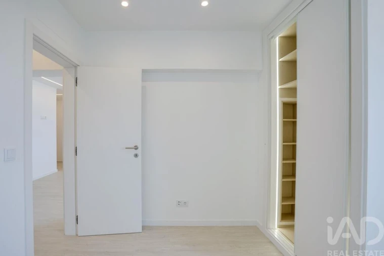 Apartamento T3 para Venda em Olivais Foto 9