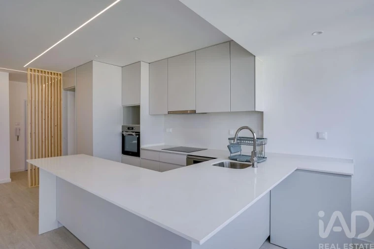 Apartamento T3 para Venda em Olivais Foto 3