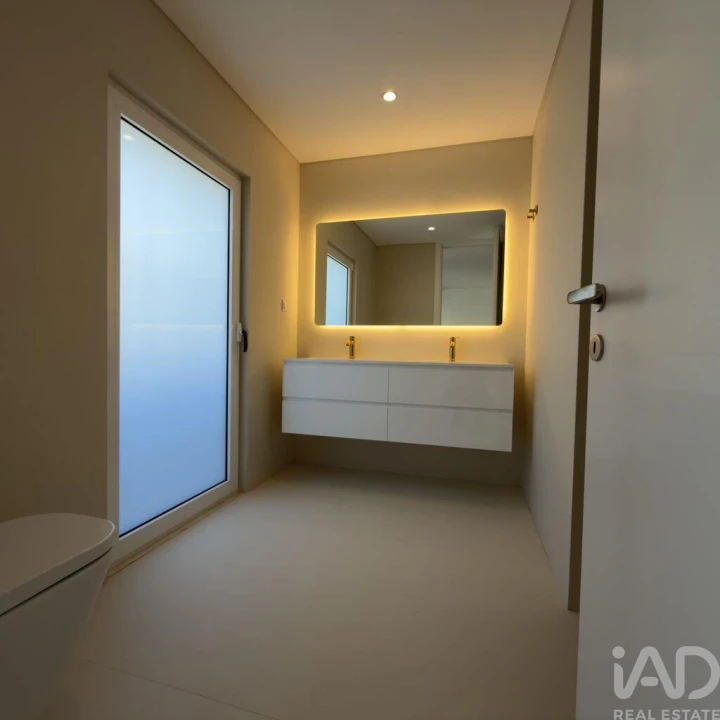 Moradia T4 para Venda em Cascais e Estoril Foto 16