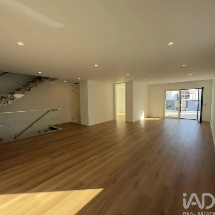 Moradia T4 para Venda em Cascais e Estoril Foto 3