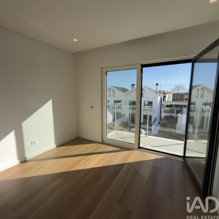 Moradia T4 para Venda em Cascais e Estoril Foto 10