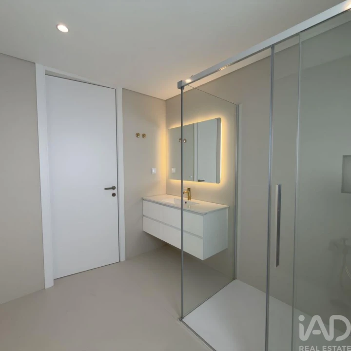 Moradia T4 para Venda em Cascais e Estoril Foto 13