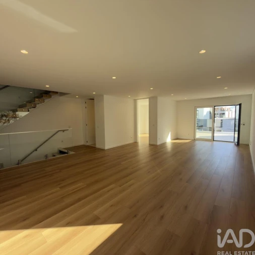 Moradia T4 para Venda em Cascais e Estoril Foto 3