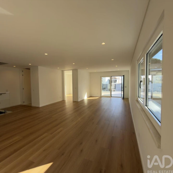 Moradia T4 para Venda em Cascais e Estoril Foto 4