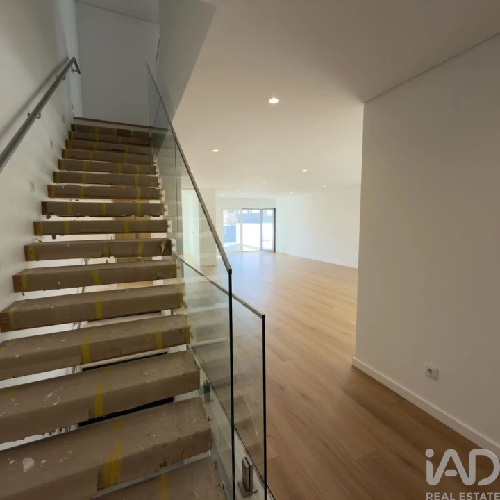 Moradia T4 para Venda em Cascais e Estoril Foto 2