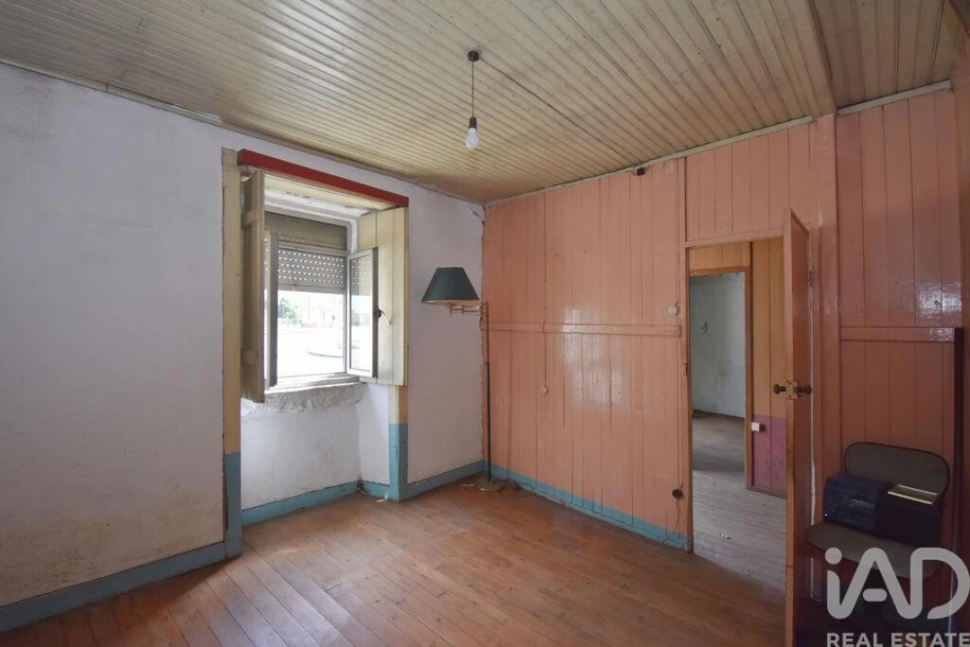 Moradia T3 para Venda em Miranda do Corvo Foto 10