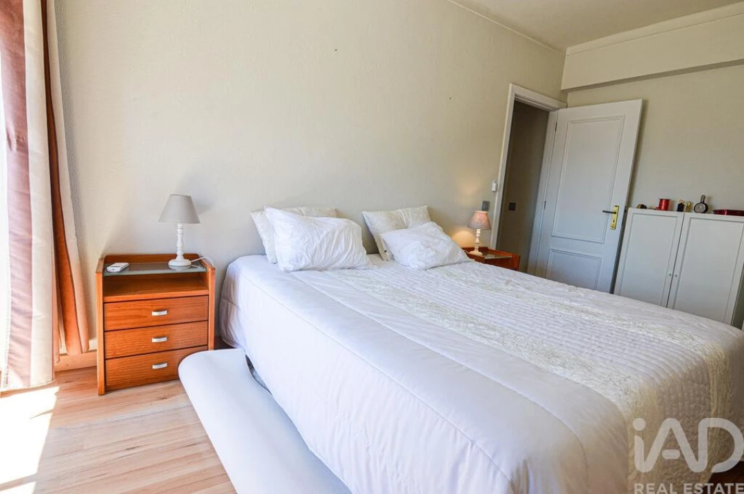 Apartamento T2 para Venda em Quarteira Foto 8