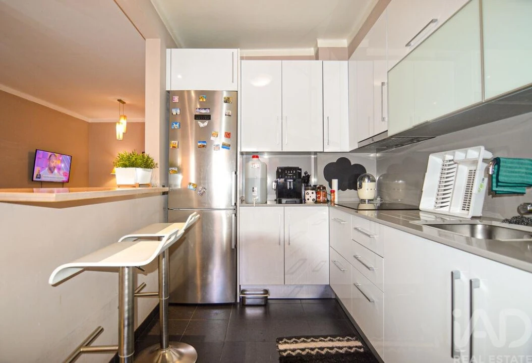 Apartamento T2 para Venda em Quarteira Foto 5