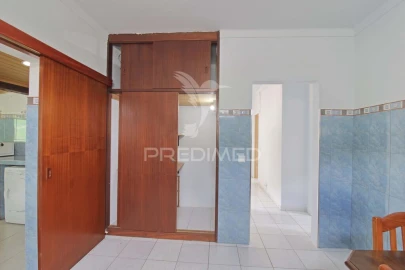 Moradia T6 para Venda em Terra Chã