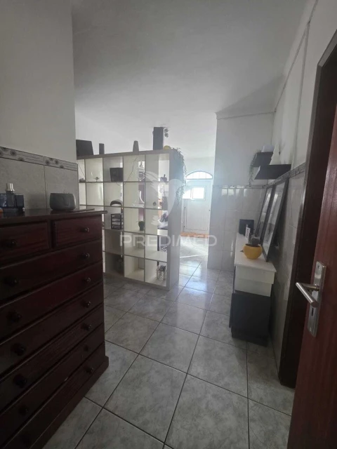 Moradia T4 para Venda em Terra Chã