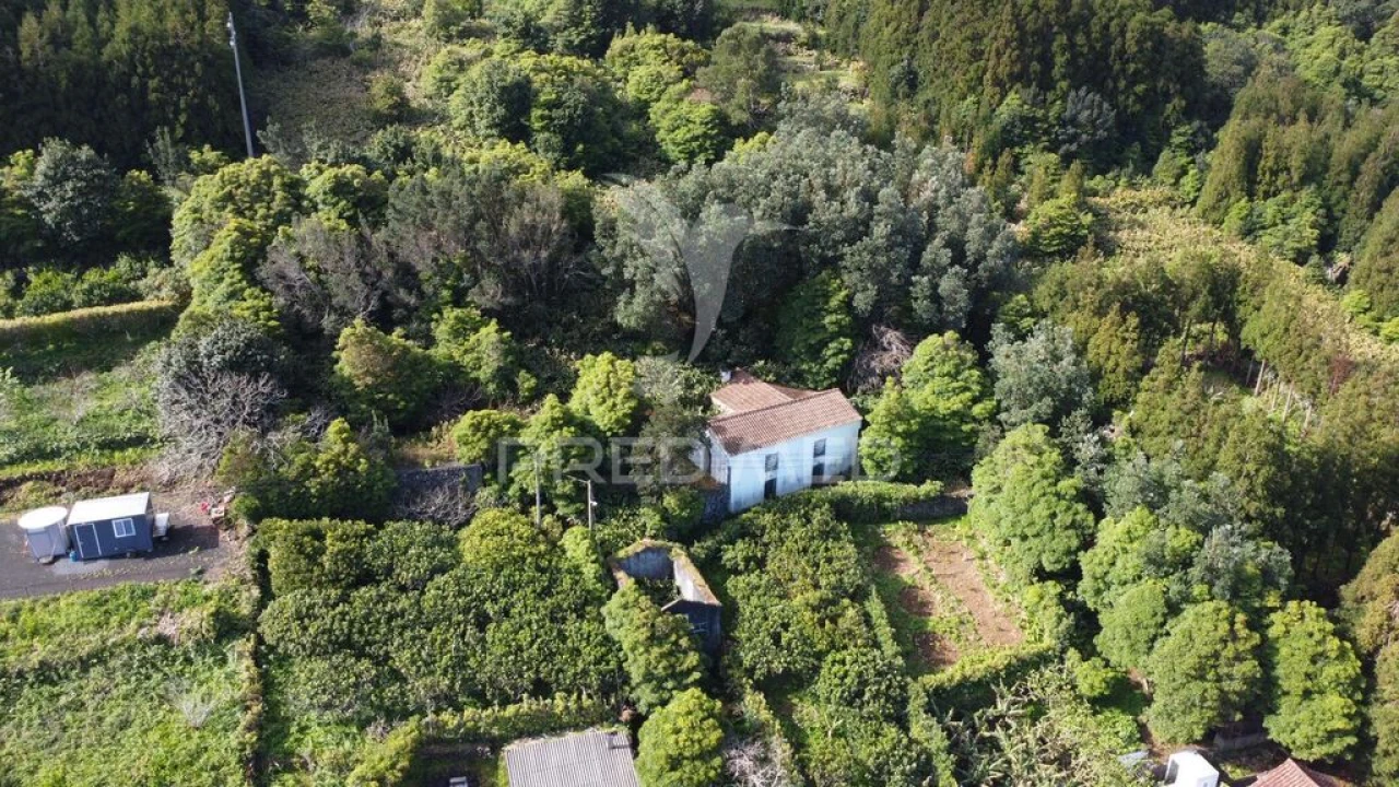 Moradia T2 para Venda em São Roque do Pico Foto 5