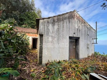 Moradia T2 para Venda em São Roque do Pico