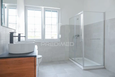 Apartamento T5 para Venda em Abrantes (São Vicente e São João) e Alferrarede