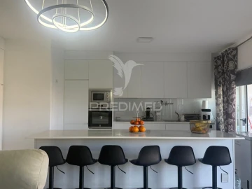 Apartamento T4 para Venda em Peso da Régua e Godim