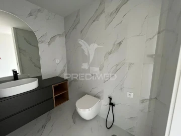 Apartamento T1 para Venda em Azurem