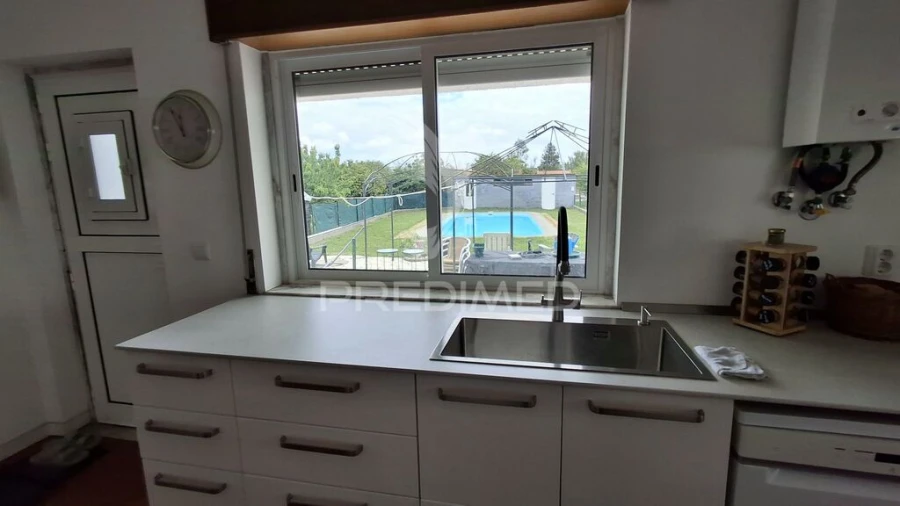 Moradia T6 para Venda em Samora Correia Foto 13