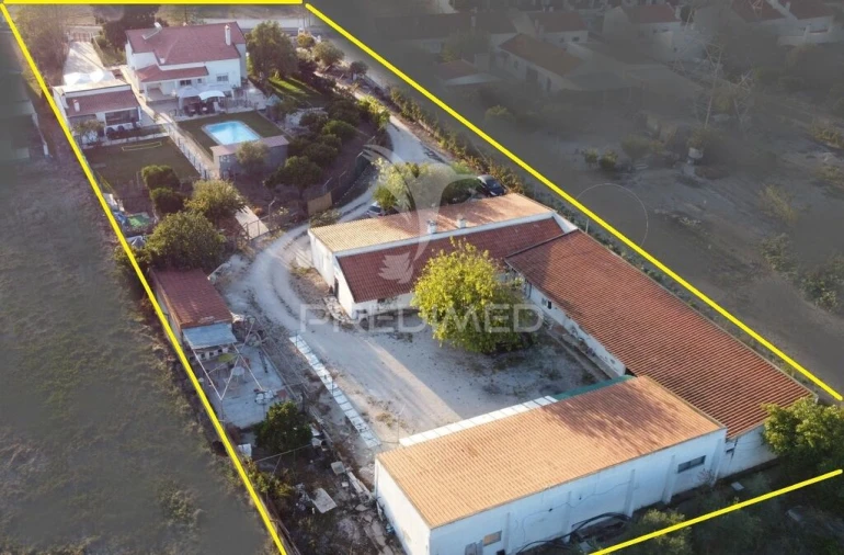 Moradia T6 para Venda em Samora Correia Foto 4