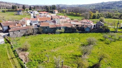 Moradia T2 para Venda em Trancoso (São Pedro e Santa Maria) e Souto Maior
