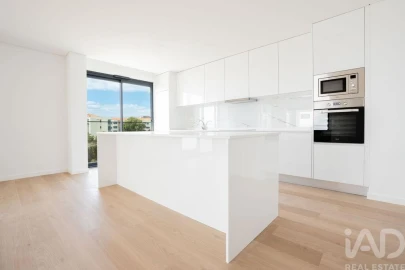 Apartamento T3 para Venda em Caniço