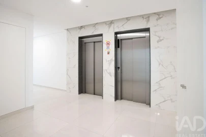 Apartamento T3 para Venda em Caniço