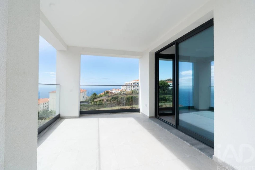 Apartamento T3 para Venda em Caniço Foto 22