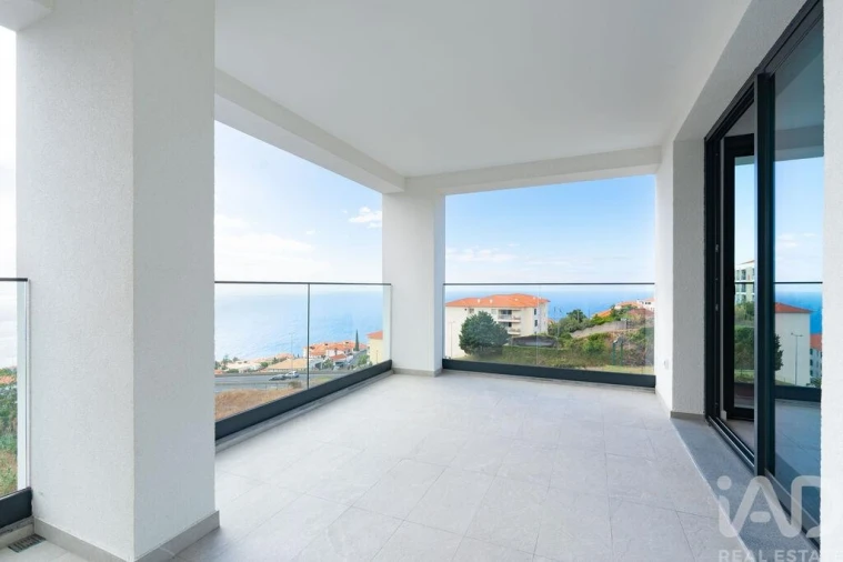 Apartamento T3 para Venda em Caniço Foto 21