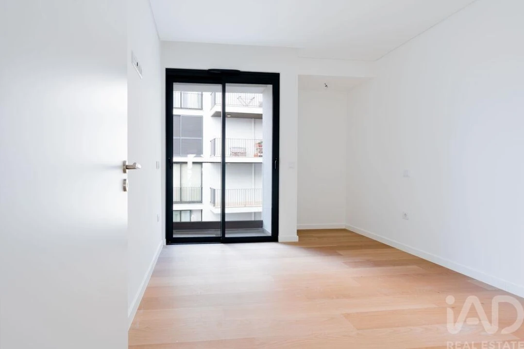 Apartamento T3 para Venda em Caniço Foto 16