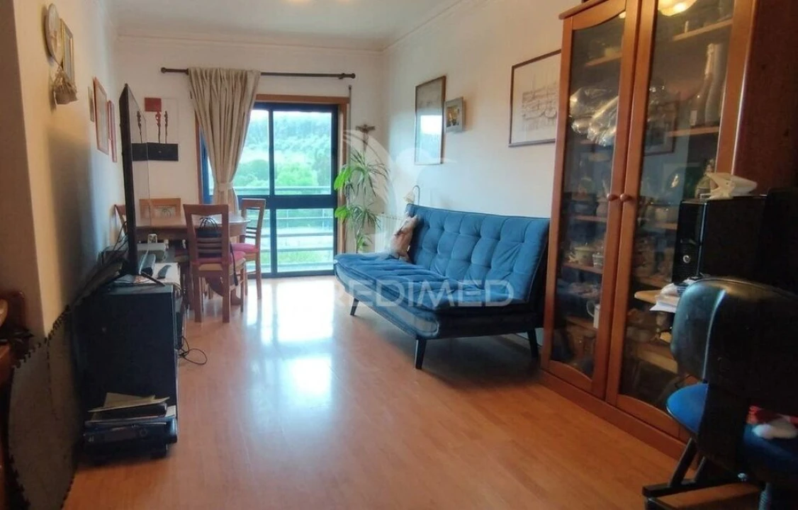 Apartamento T2 para Venda em Santo António dos Cavaleiros e Frielas Foto 5