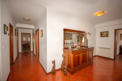 Apartamento T3 para Venda em Avelãs de Ambom e Rocamondo