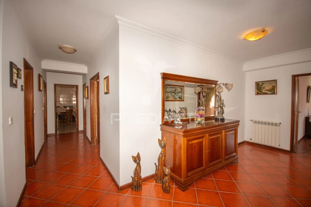 Apartamento T3 para Venda em Avelãs de Ambom e Rocamondo Foto 11