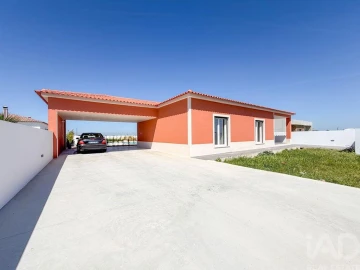 Moradia T3 para Venda em Glória do Ribatejo e Granho