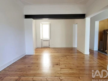 Apartamento T3 para Arrendamento em Arroios