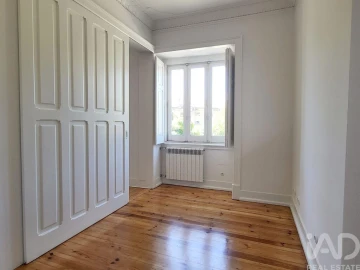 Apartamento T3 para Arrendamento em Arroios