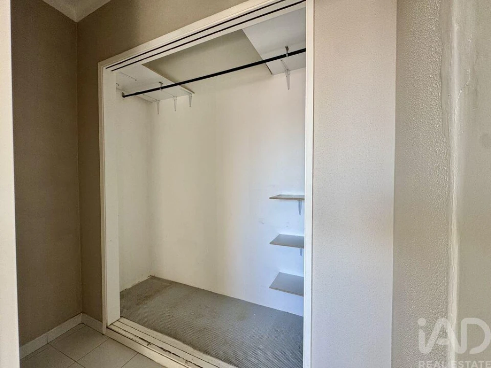 Apartamento T2 para Venda em Olhão Foto 13