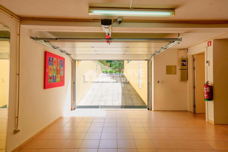 Moradia T4 para Venda em Quarteira Foto 26