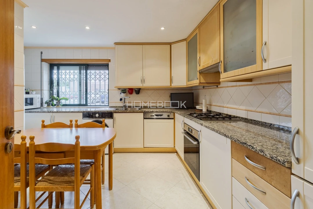 Apartamento T1 para Venda em Setubal (São Sebastião) Foto 9