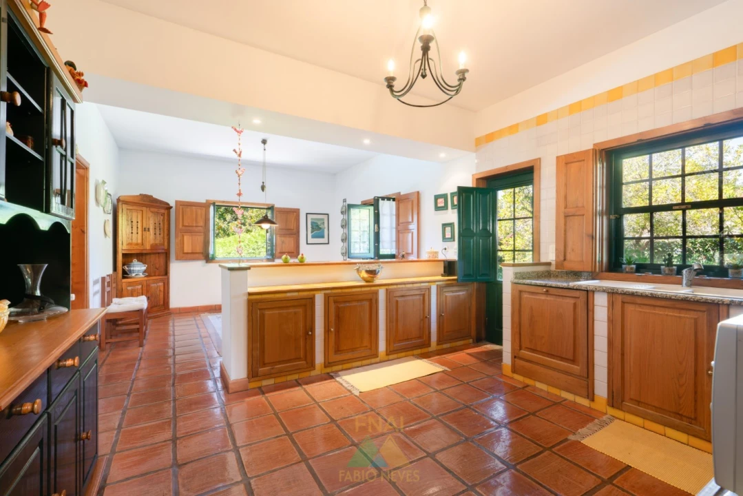 Moradia T4 para Venda em Couto Foto 12